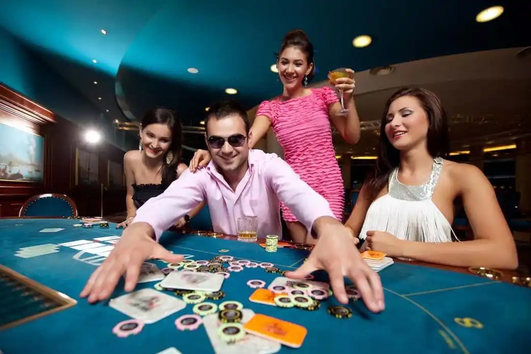Variety of slot game themes displayed on ss777 login platform